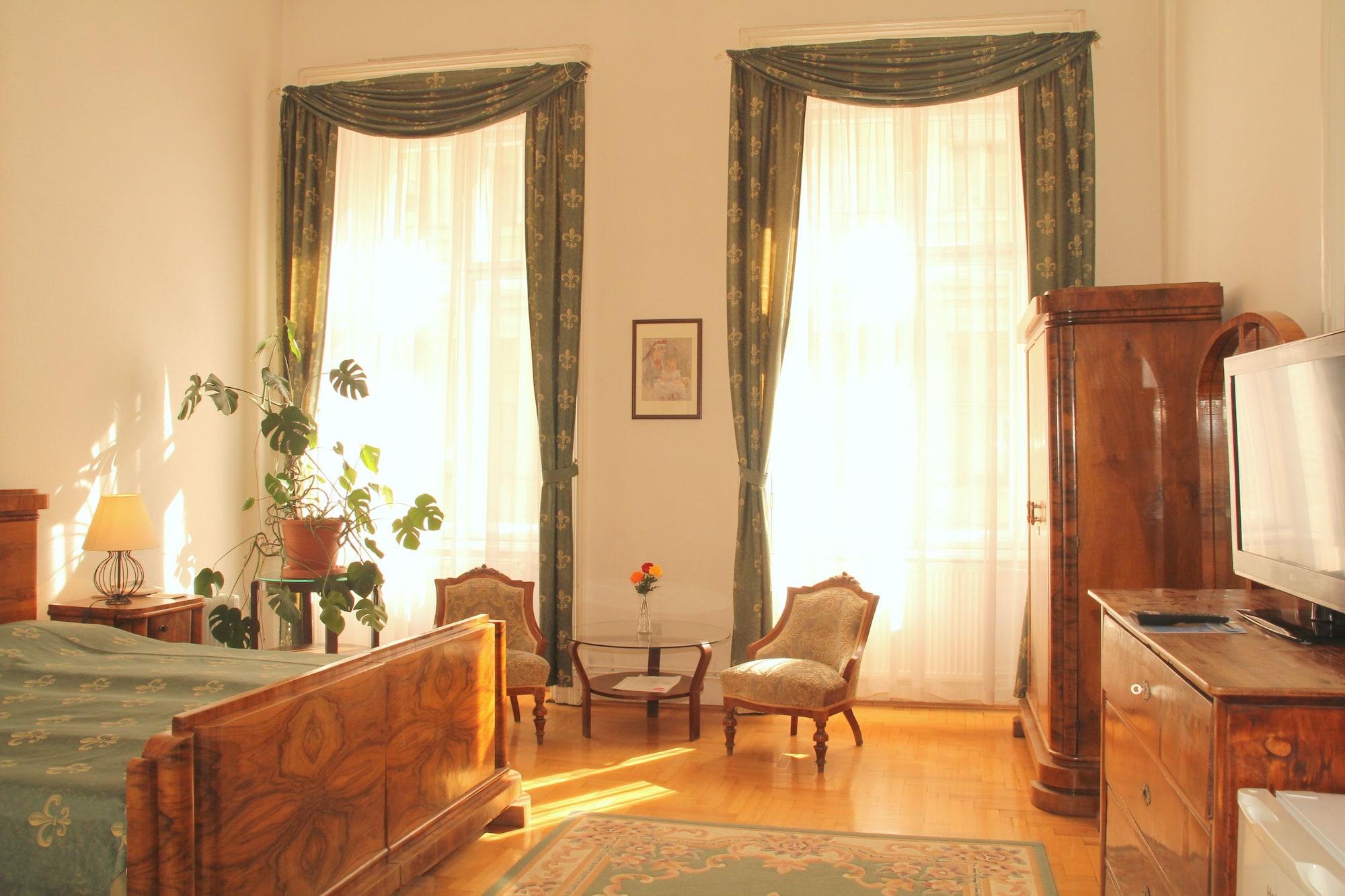 Apartmanhotel Kalvin House 3*
