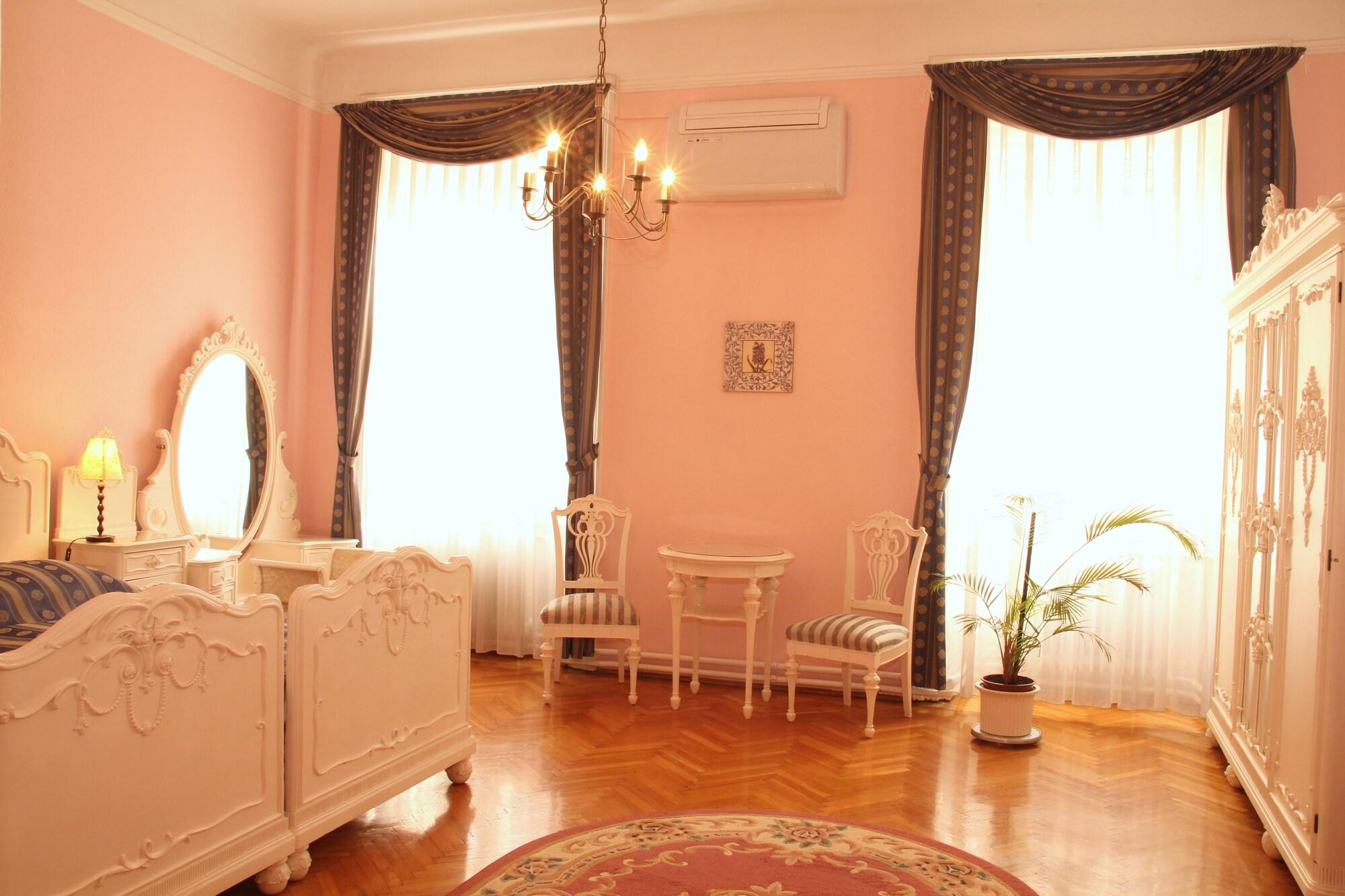 Apartmanhotel Kalvin House 3*