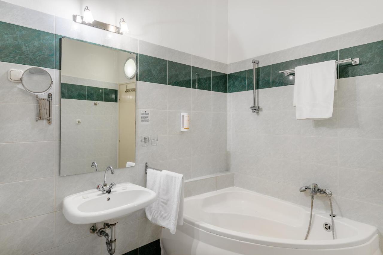 Apartmanhotel Kalvin House 3*