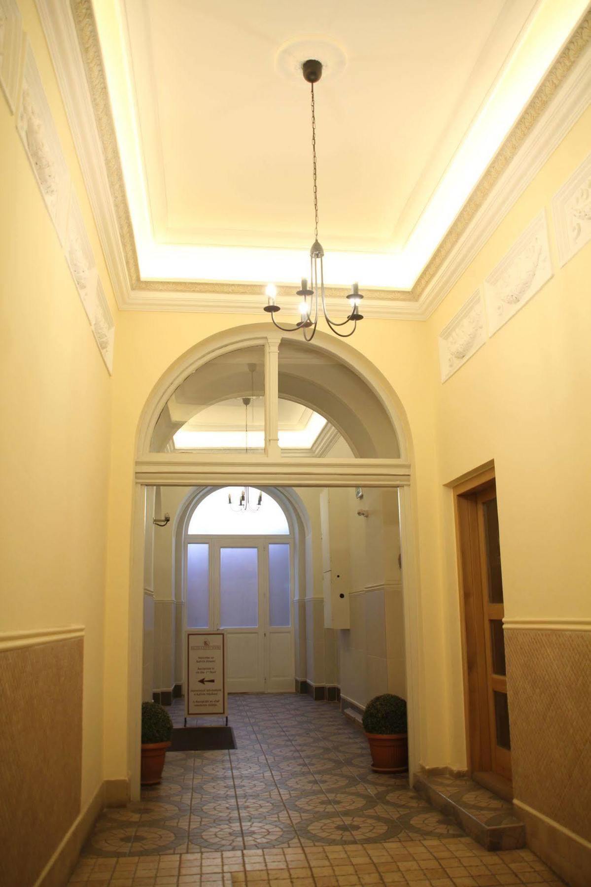 Apartmanhotel Kalvin House 3*