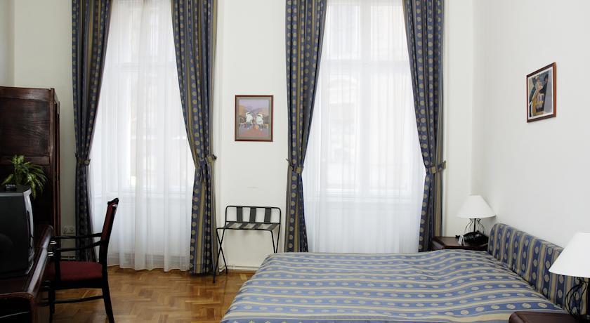 Kalvin House Apartmanhotel 3*